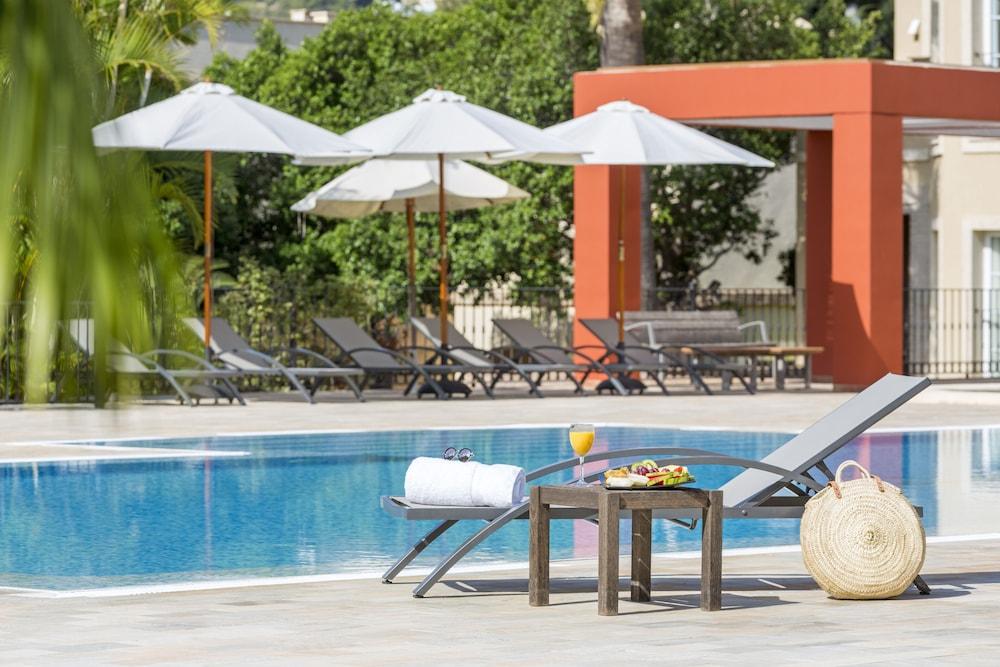 La Sella Premium Lifestyle Apartments Дения Екстериор снимка