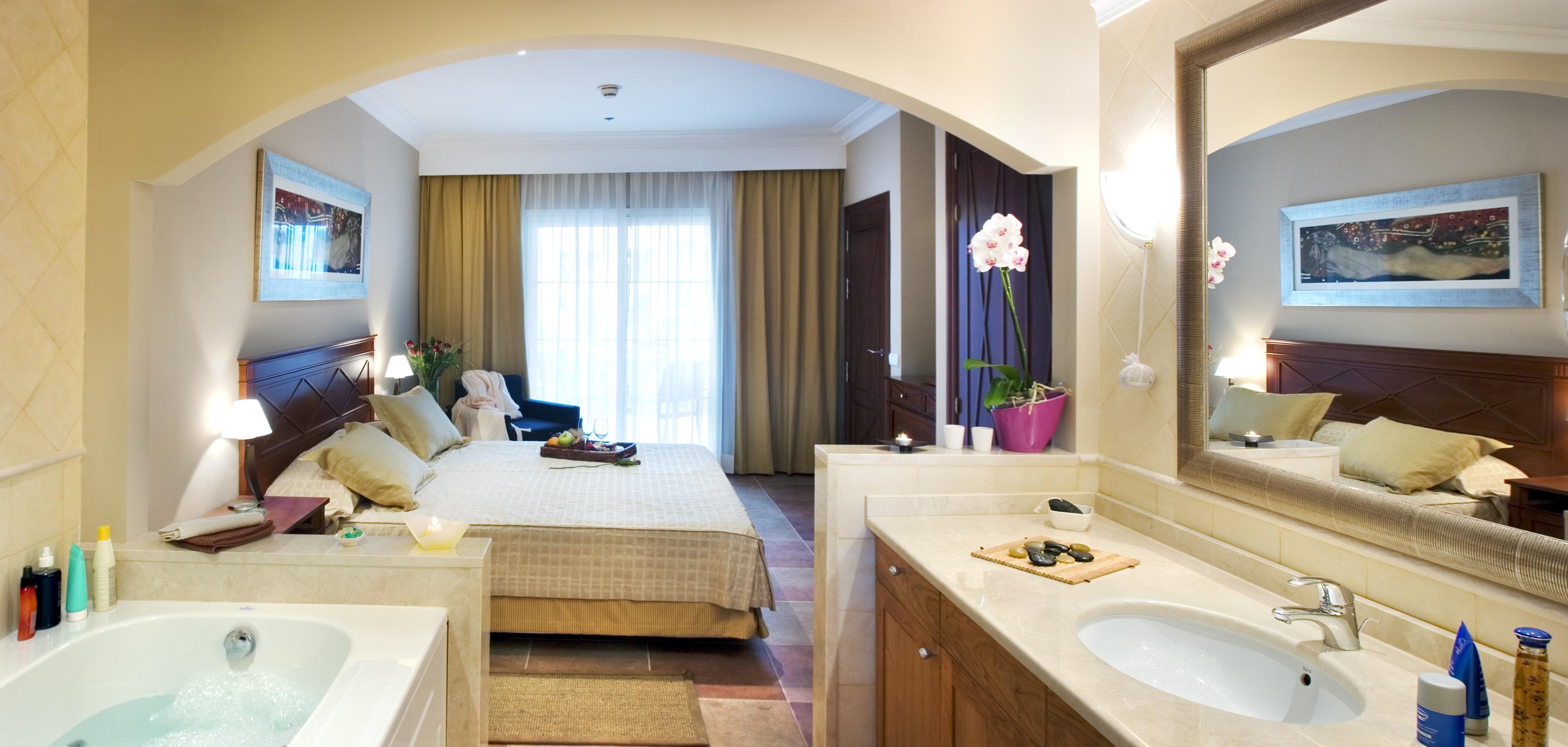 La Sella Premium Lifestyle Apartments Дения Екстериор снимка