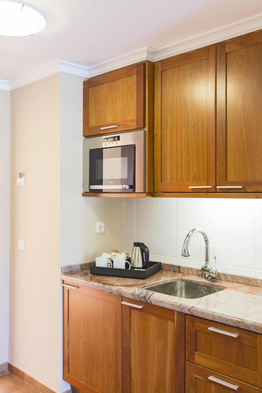 La Sella Premium Lifestyle Apartments Дения Екстериор снимка