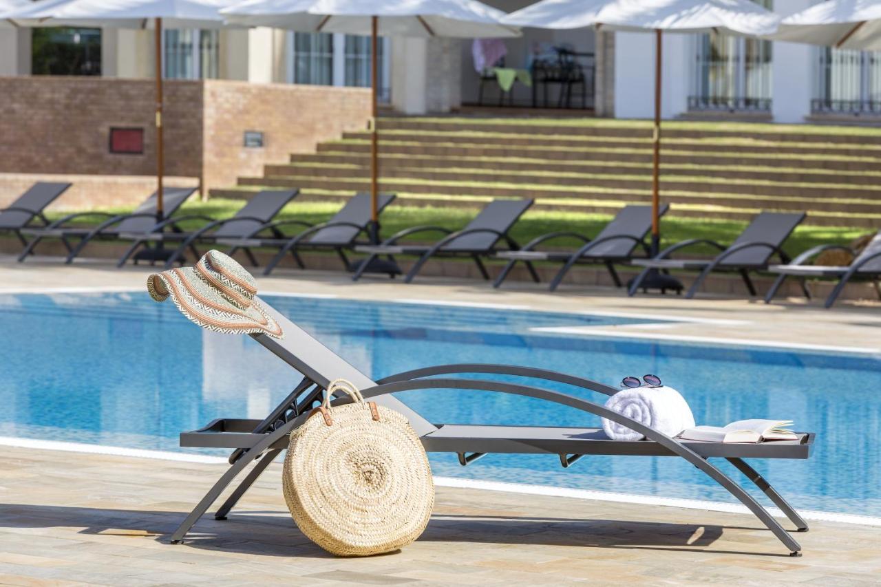 La Sella Premium Lifestyle Apartments Дения Екстериор снимка