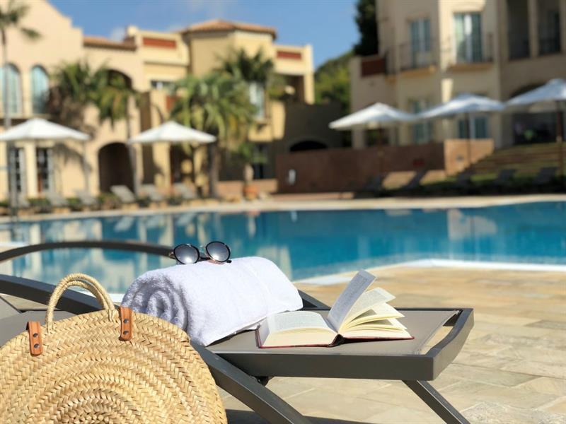 La Sella Premium Lifestyle Apartments Дения Екстериор снимка